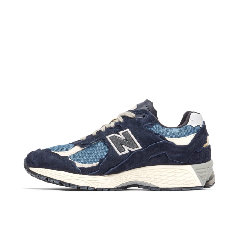 New Balance 2002R Protection Pack - (NAVY) - Image 2