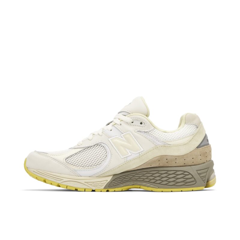 New Balance x AURALEE 2002R - (WHITE) - Image 2