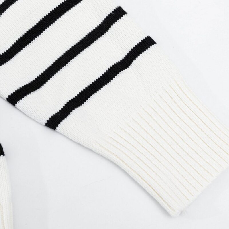 Ami Sweater - Image 4