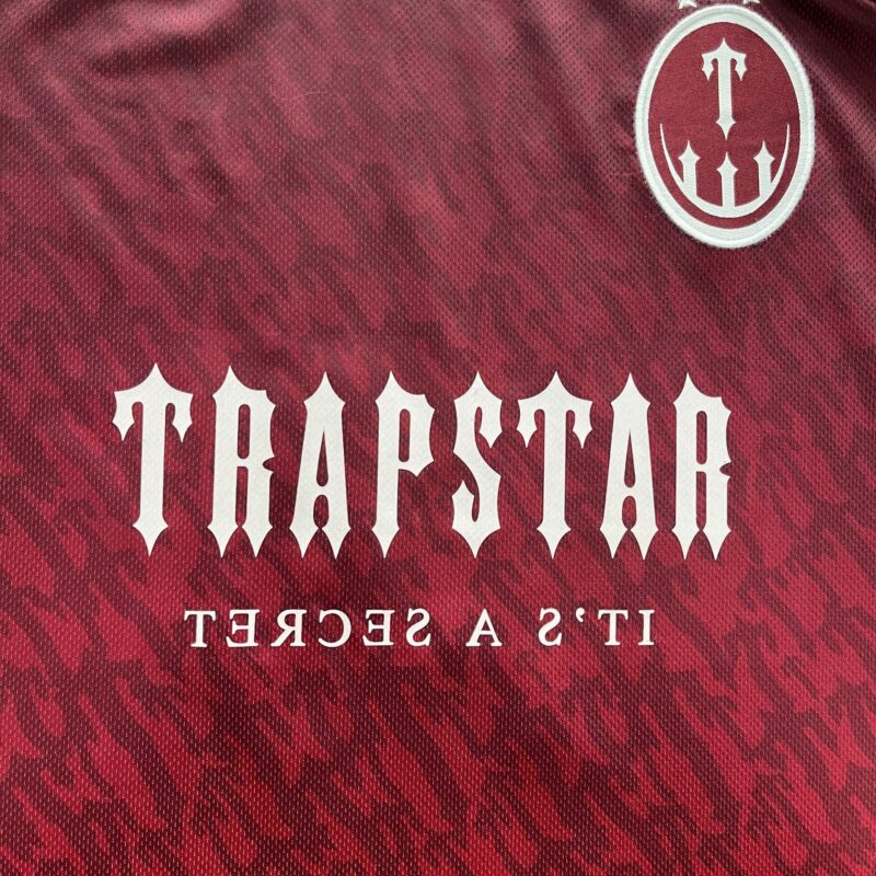 Gradient Red T-shirt - Image 3