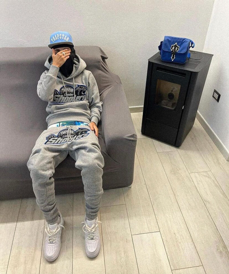 Shooters Tracksuit - Image 9