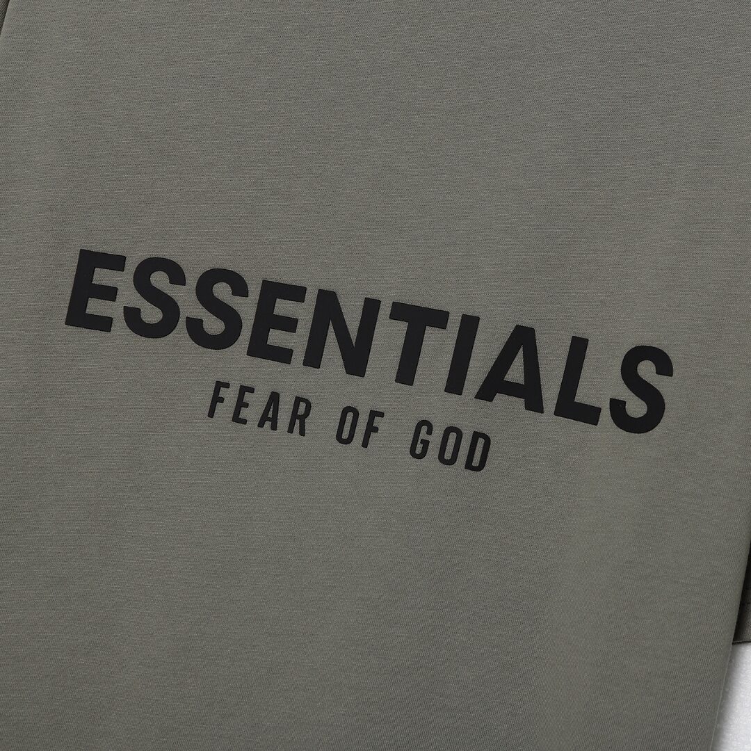 Essentials T-shirt - Image 3