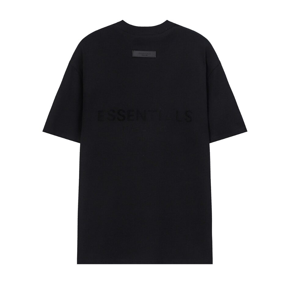 ESSENTIALS T-SHIRT