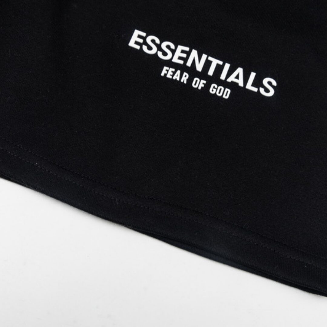 ESSENTIALS SHORTS - Image 3