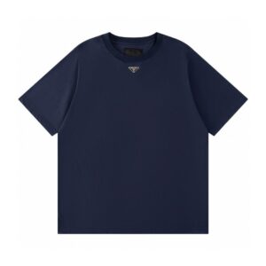 MONOGRAM BADGE T-SHIRT