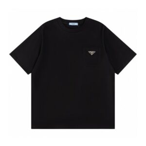 MONOGRAM POCKET BADGE T-SHIRT