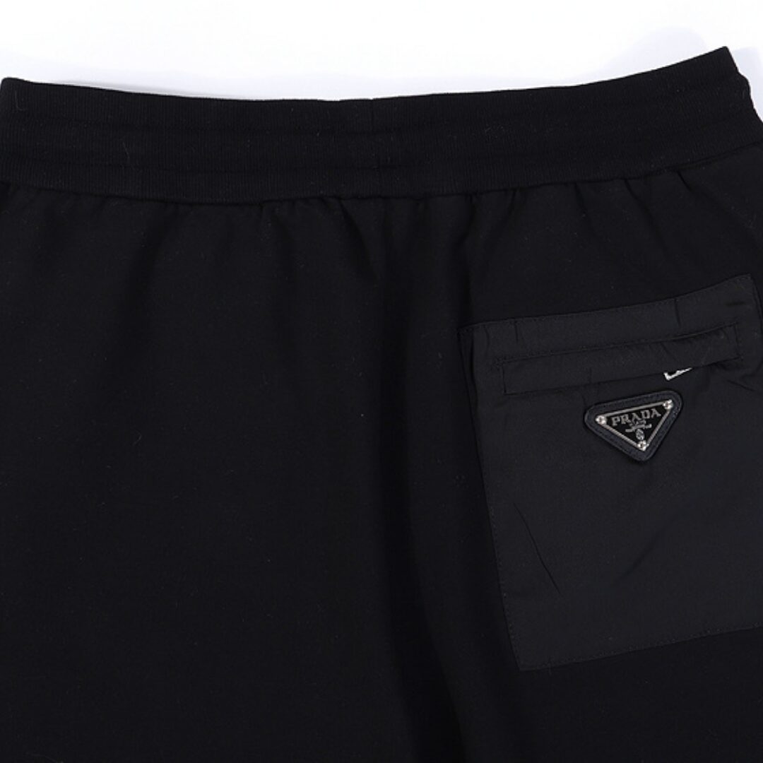 MONOGRAM BADGE SHORTS - Image 7