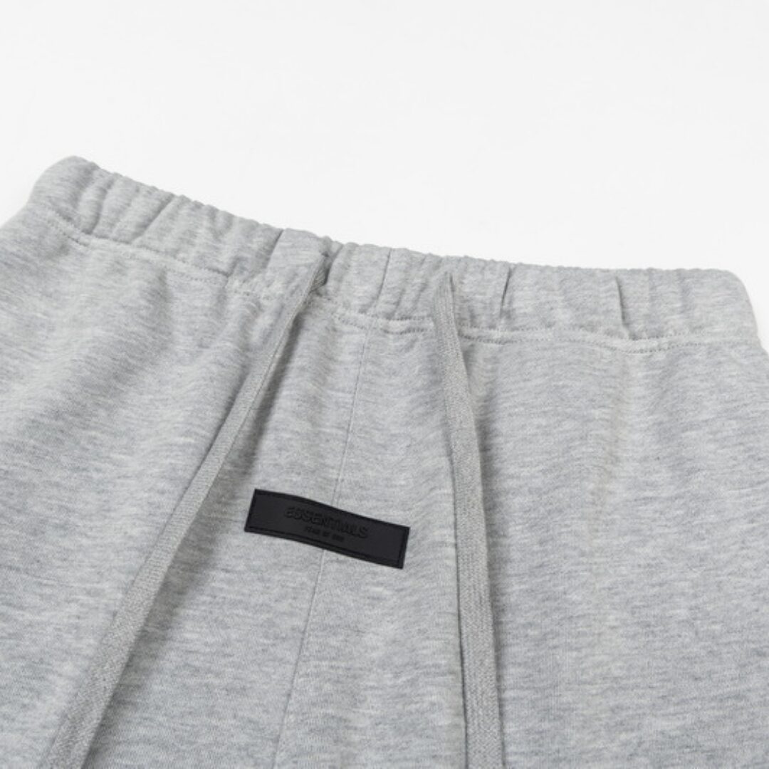 ESSENTIALS SHORTS - Image 2