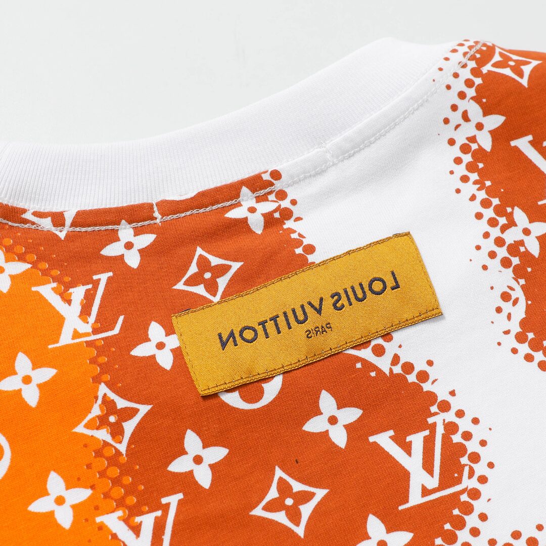 Monogram T-shirt - Image 7