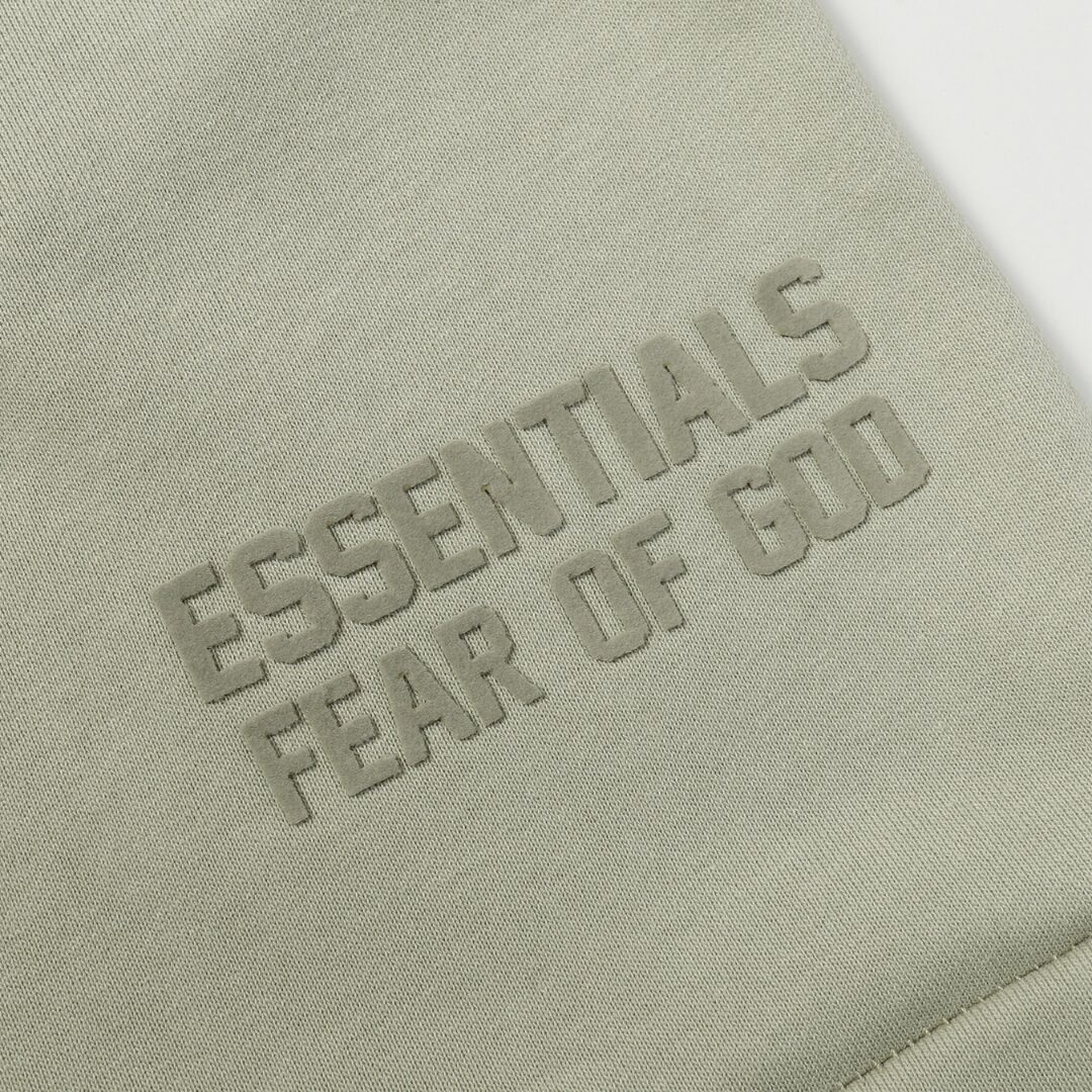 ESSENTIALS SHORTS - Image 3