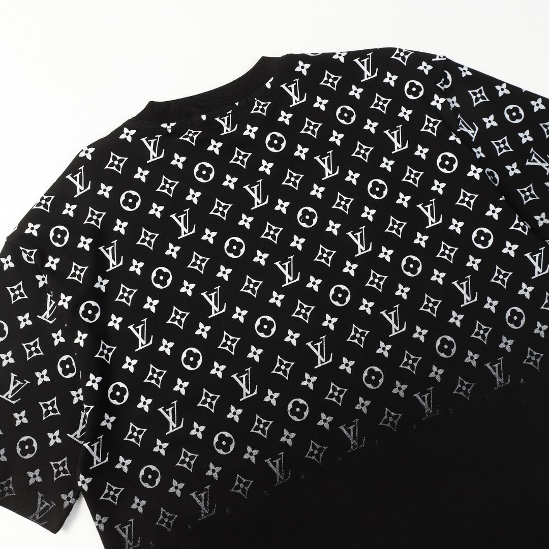 Monogram T-shirt - Image 6
