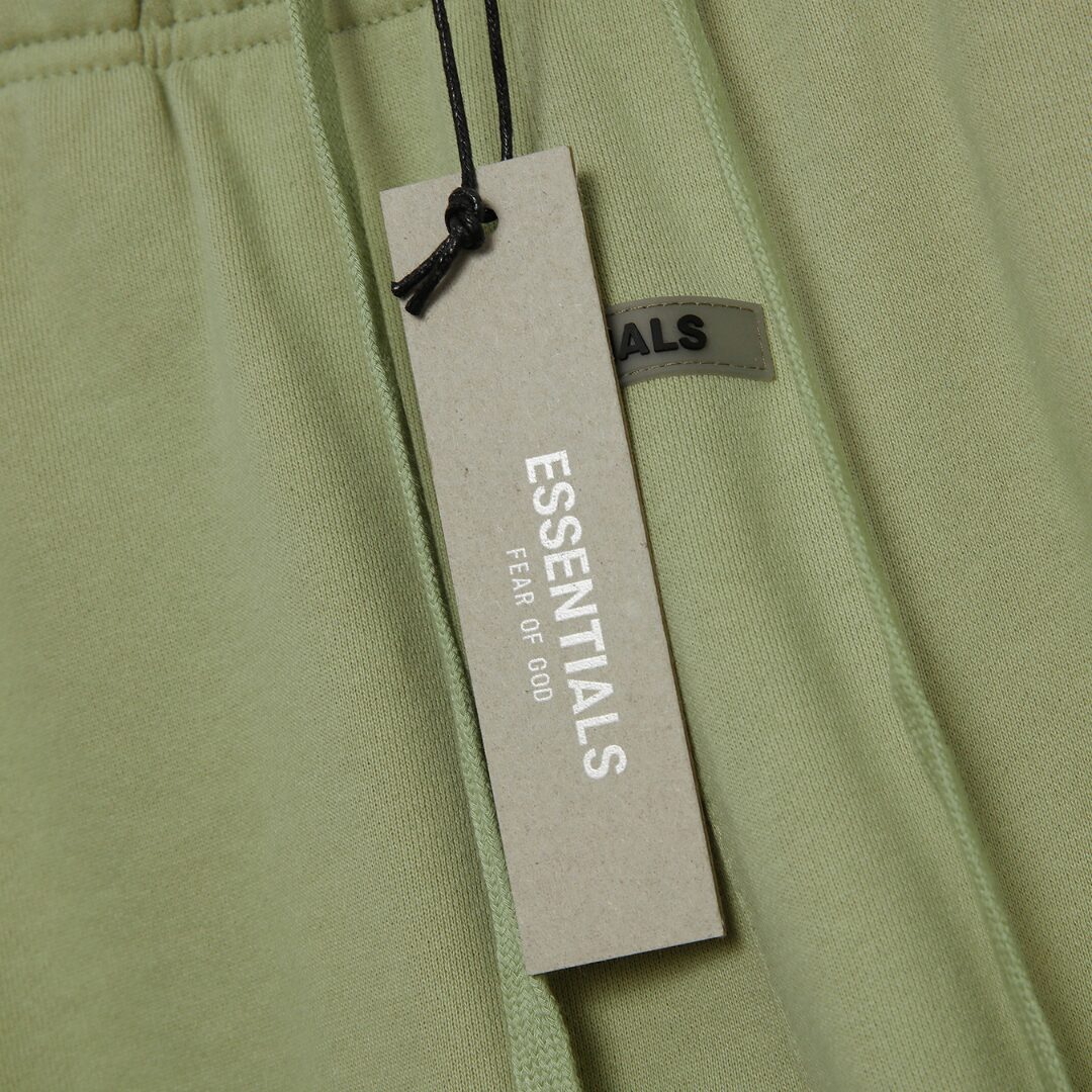 ESSENTIALS SHORTS - Image 4