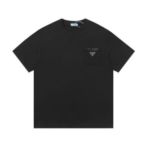 MONOGRAM POCKET BADGE T-SHIRT
